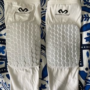 McDavid HexForce Knee/Shin Pad